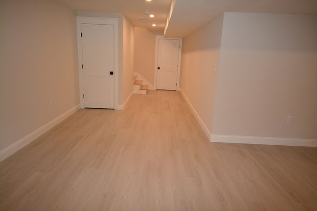 361 Salem St. 2, Wakefield, MA 01880