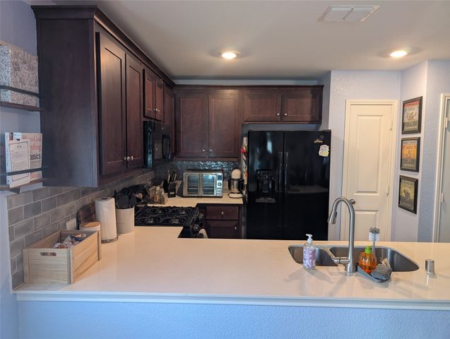 14032 Haggerston Drive, Pilot Point, TX 76258