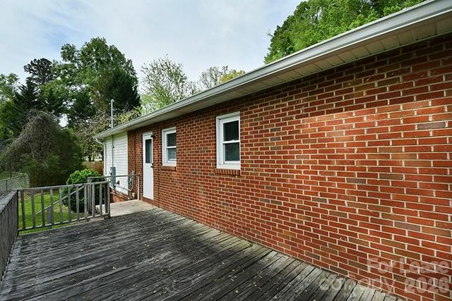 266 Long Street, Statesville, NC 28677