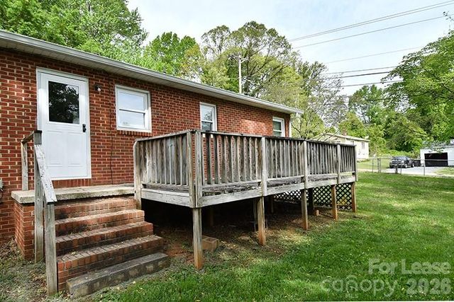 266 Long Street, Statesville, NC 28677