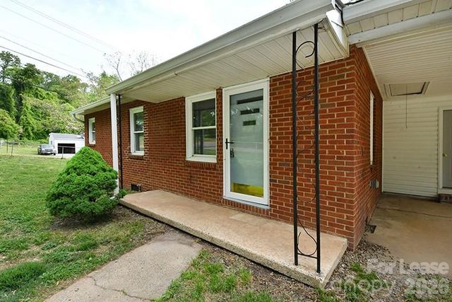 266 Long Street, Statesville, NC 28677