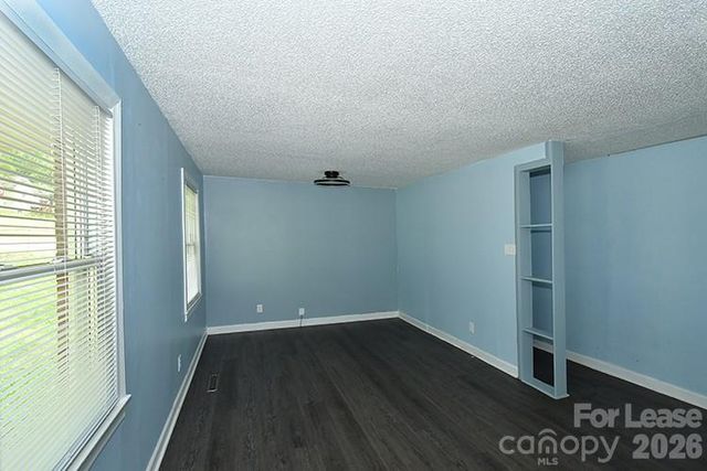 266 Long Street, Statesville, NC 28677