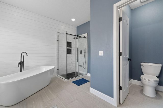 7008 Turnberry Circle, Navarre, FL 32566