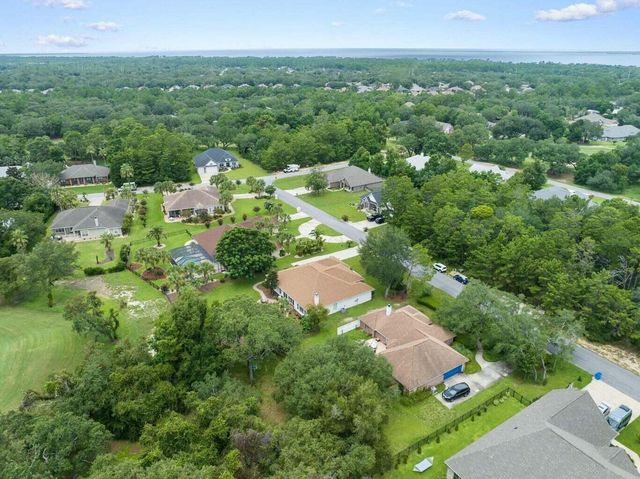 7008 Turnberry Circle, Navarre, FL 32566