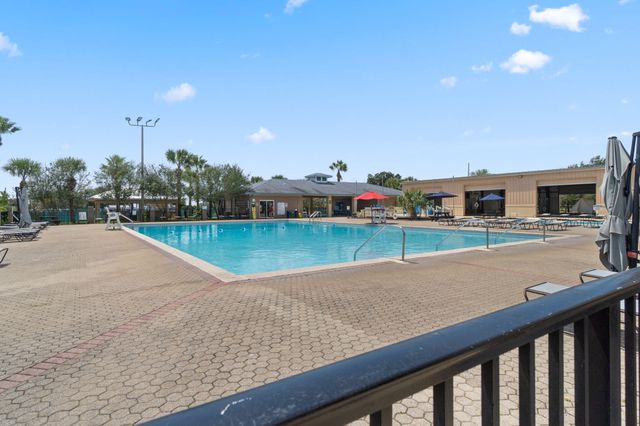7008 Turnberry Circle, Navarre, FL 32566