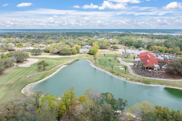 7008 Turnberry Circle, Navarre, FL 32566