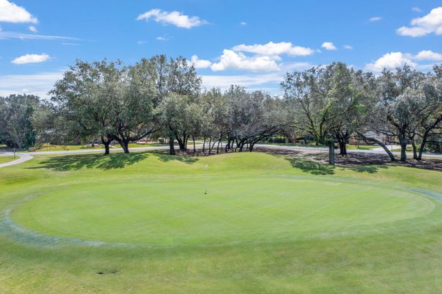 7008 Turnberry Circle, Navarre, FL 32566