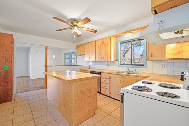 1361 Pacheco Street, Santa Fe, NM 87505