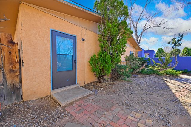 1361 Pacheco Street, Santa Fe, NM 87505