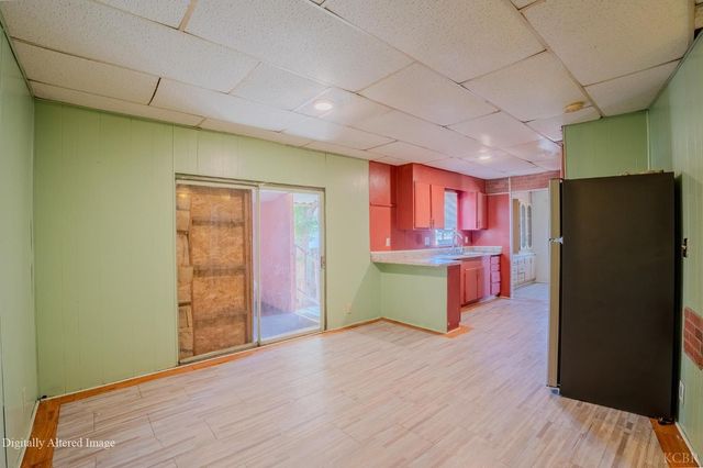 108 W Merced Street, Avenal, CA 93204