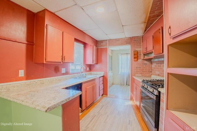 108 W Merced Street, Avenal, CA 93204