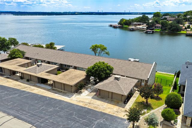 5200 Country Club Drive, De Cordova, TX 76049