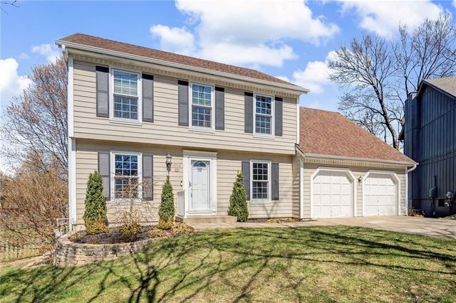 7714 W 114 Terrace, Overland Park, KS 66210