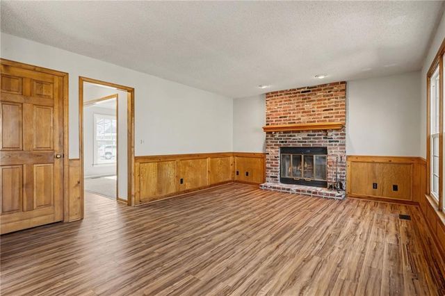 7714 W 114 Terrace, Overland Park, KS 66210