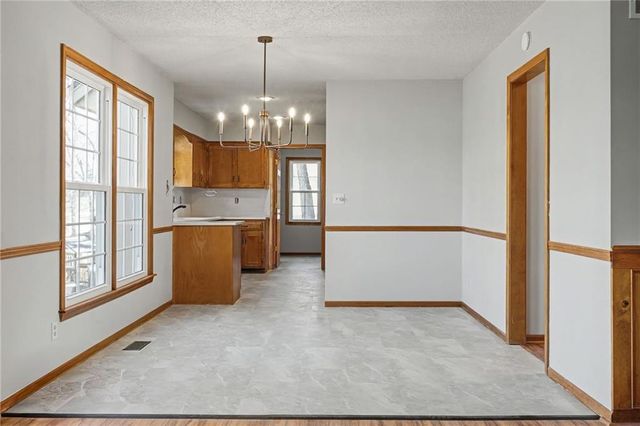 7714 W 114 Terrace, Overland Park, KS 66210