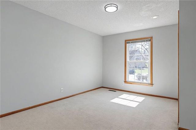 7714 W 114 Terrace, Overland Park, KS 66210