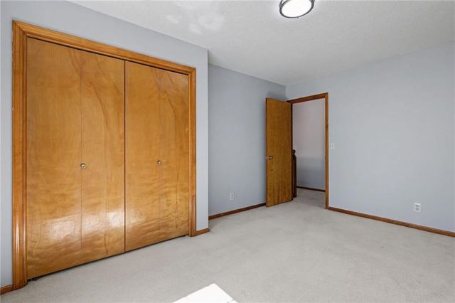 7714 W 114 Terrace, Overland Park, KS 66210