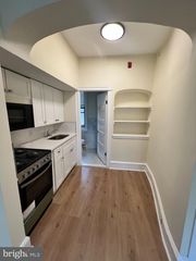 1729 W ERIE AVE, Philadelphia, PA 19140