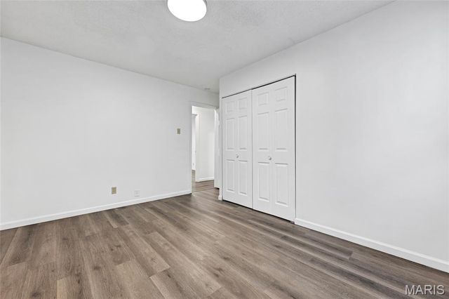 12157 Parkwood Place, Maryland Heights, MO 63043