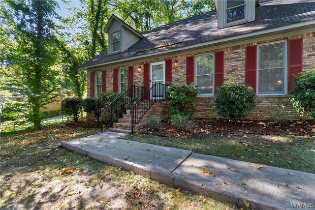 4341 Woodland Hills Dr, Tuscaloosa, AL 35405