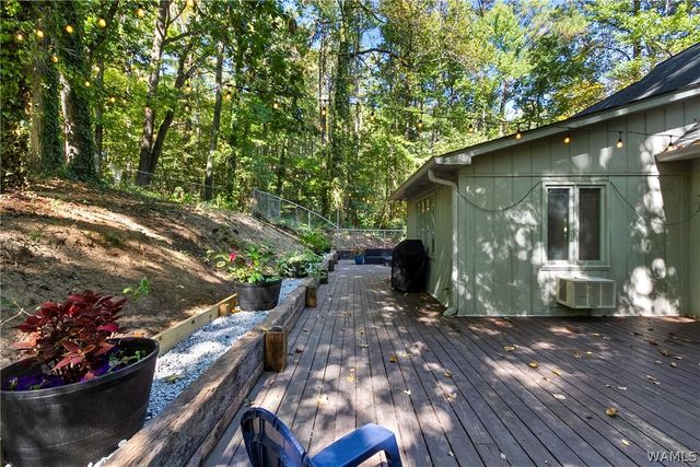 4341 Woodland Hills Dr, Tuscaloosa, AL 35405