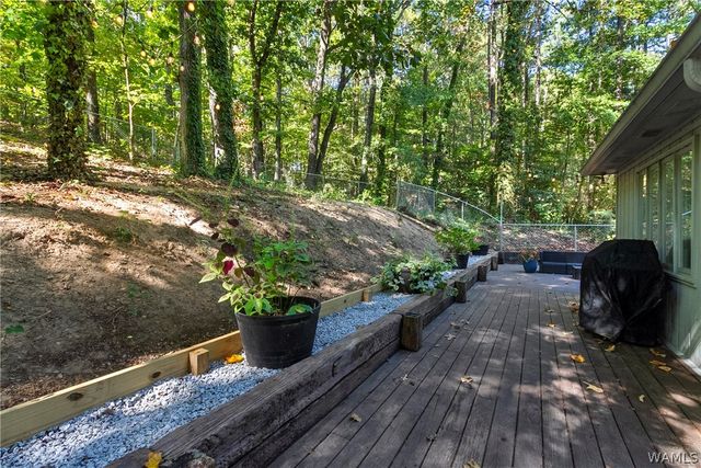 4341 Woodland Hills Dr, Tuscaloosa, AL 35405