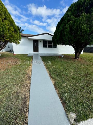 27913 SW 131st Ave 27913, Homestead, FL 33032