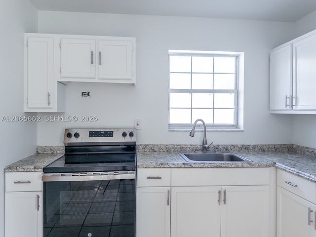 27913 SW 131st Ave 27913, Homestead, FL 33032
