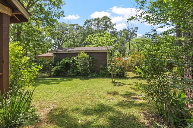 10775 Royal Forest Drive, Conroe, TX 77303