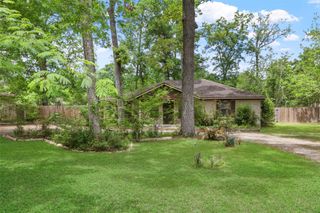 10775 Royal Forest Drive, Conroe, TX 77303