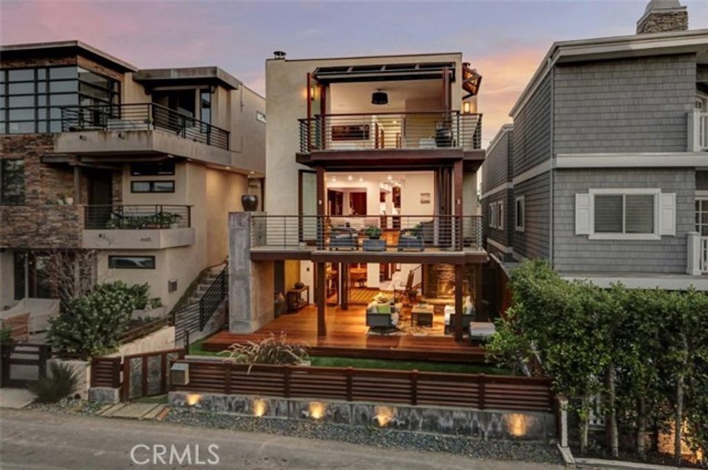 436 32nd St., Manhattan Beach, CA 90266