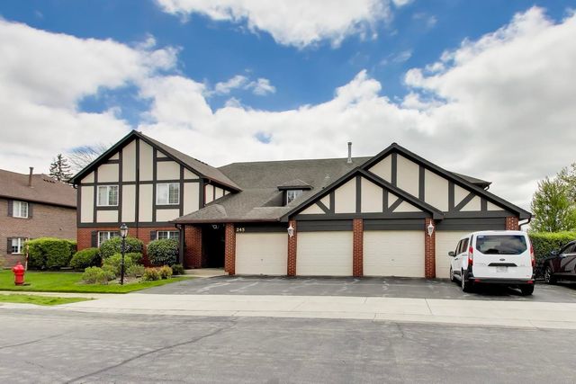 245 Windsor Lane C, Willowbrook, IL 60527