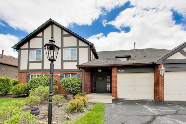 245 Windsor Lane C, Willowbrook, IL 60527