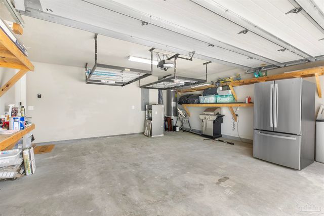 126 Cottage View Dr, Pensacola, FL 32507