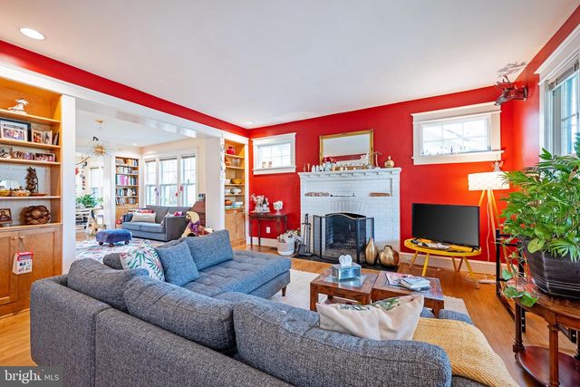 3512 35TH ST NW, Washington, DC 20016