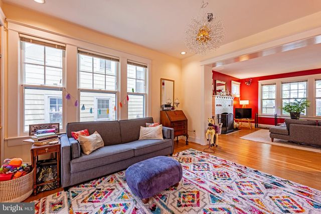 3512 35TH ST NW, Washington, DC 20016