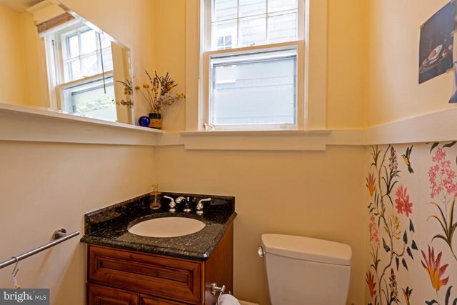 3512 35TH ST NW, Washington, DC 20016