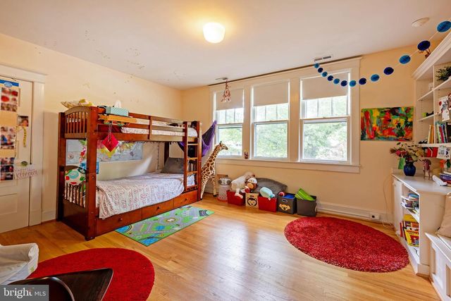 3512 35TH ST NW, Washington, DC 20016