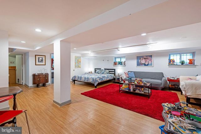 3512 35TH ST NW, Washington, DC 20016