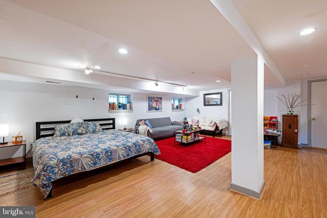 3512 35TH ST NW, Washington, DC 20016