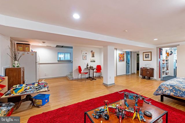 3512 35TH ST NW, Washington, DC 20016