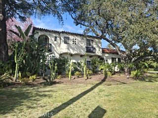 725 W Hillcrest Boulevard, Monrovia, CA 91016