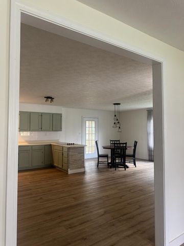 140 Rudder Road, London, KY 40744