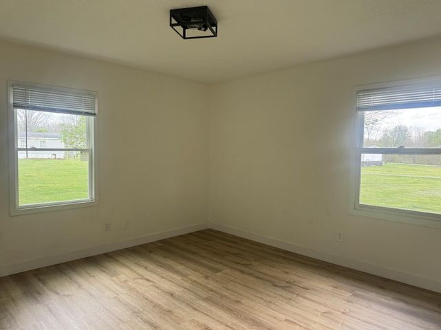 140 Rudder Road, London, KY 40744