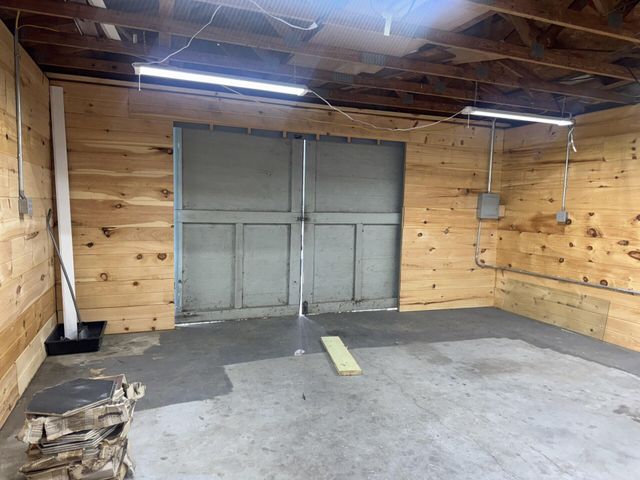 140 Rudder Road, London, KY 40744