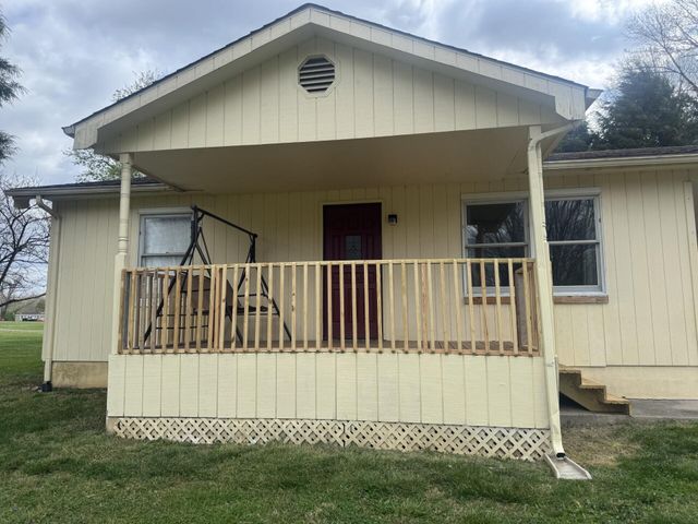 140 Rudder Road, London, KY 40744