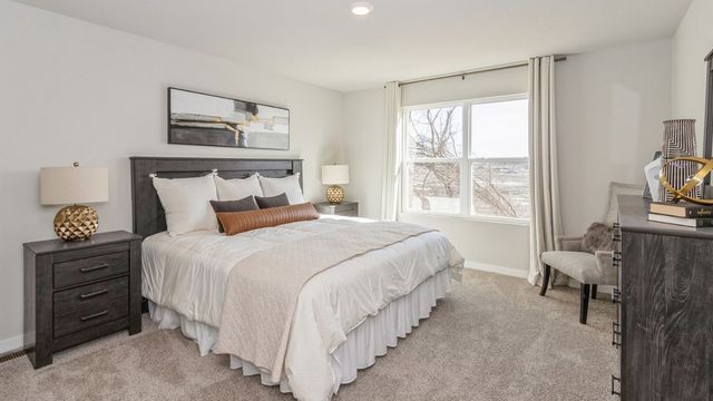 2873 Grassland Court, Hiawatha, IA 52233