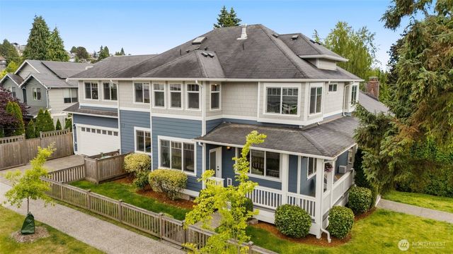4700 49th Avenue SW, Seattle, WA 98116