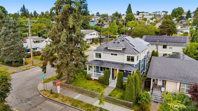 4700 49th Avenue SW, Seattle, WA 98116