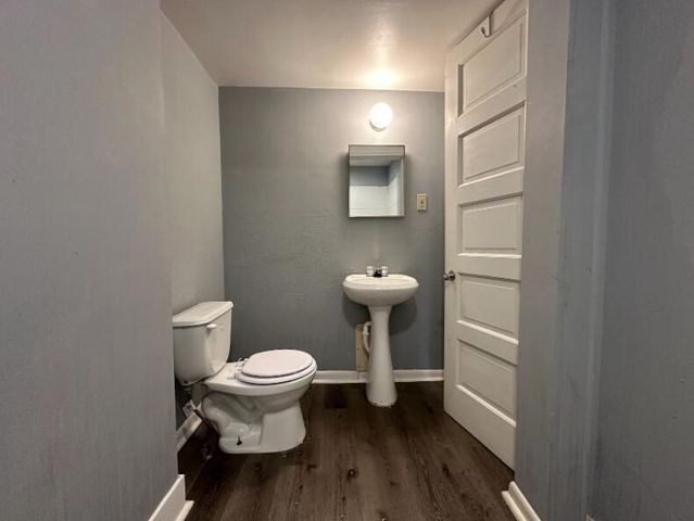 1209 Jefferson Avenue, Kalamazoo, MI 49006